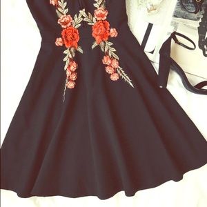 ROMANTIC ROSE BLACK EMBROIDERED SKATER DRESS